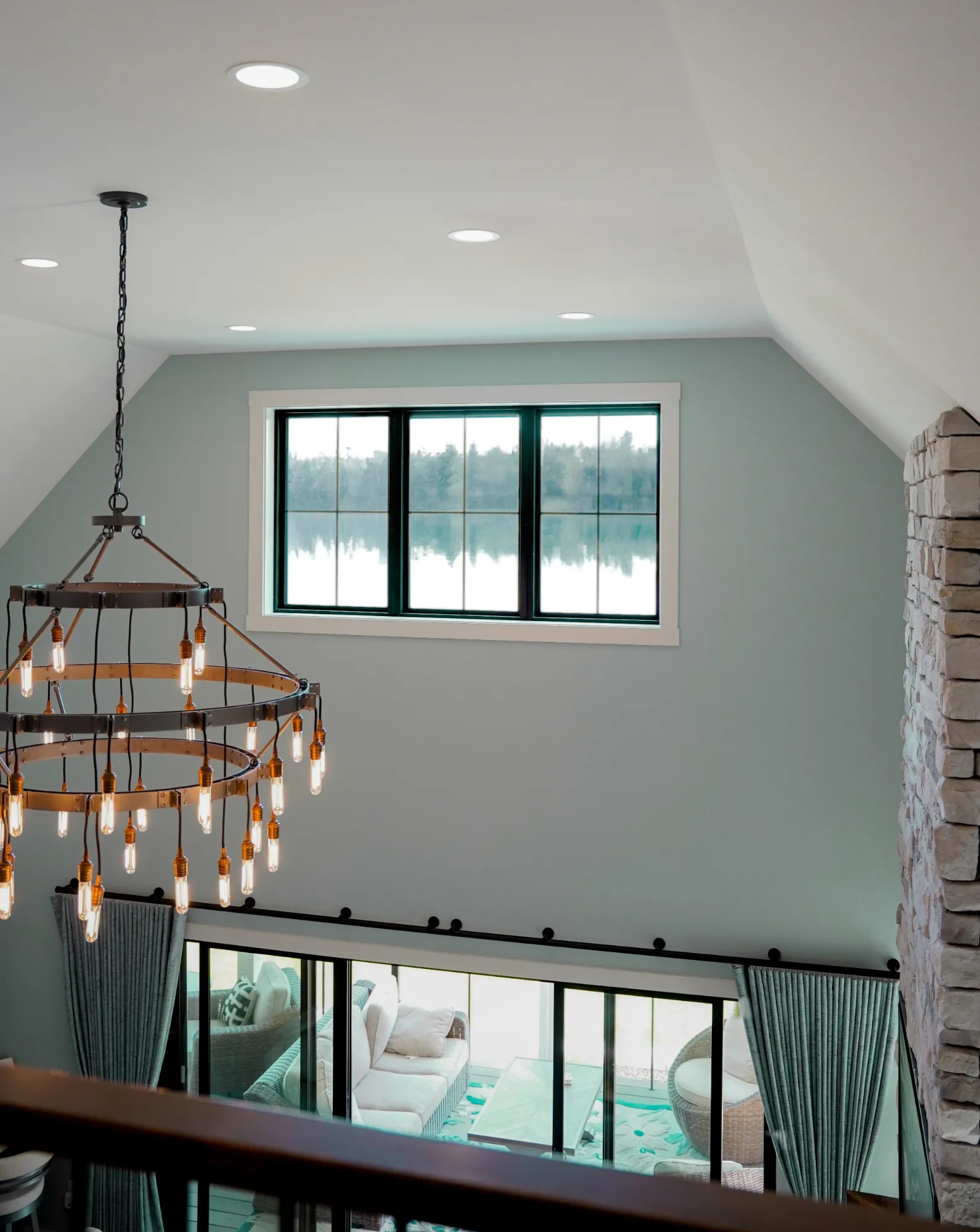 Endure Picture Internal Grids - Textured Matte Coal Black (2)